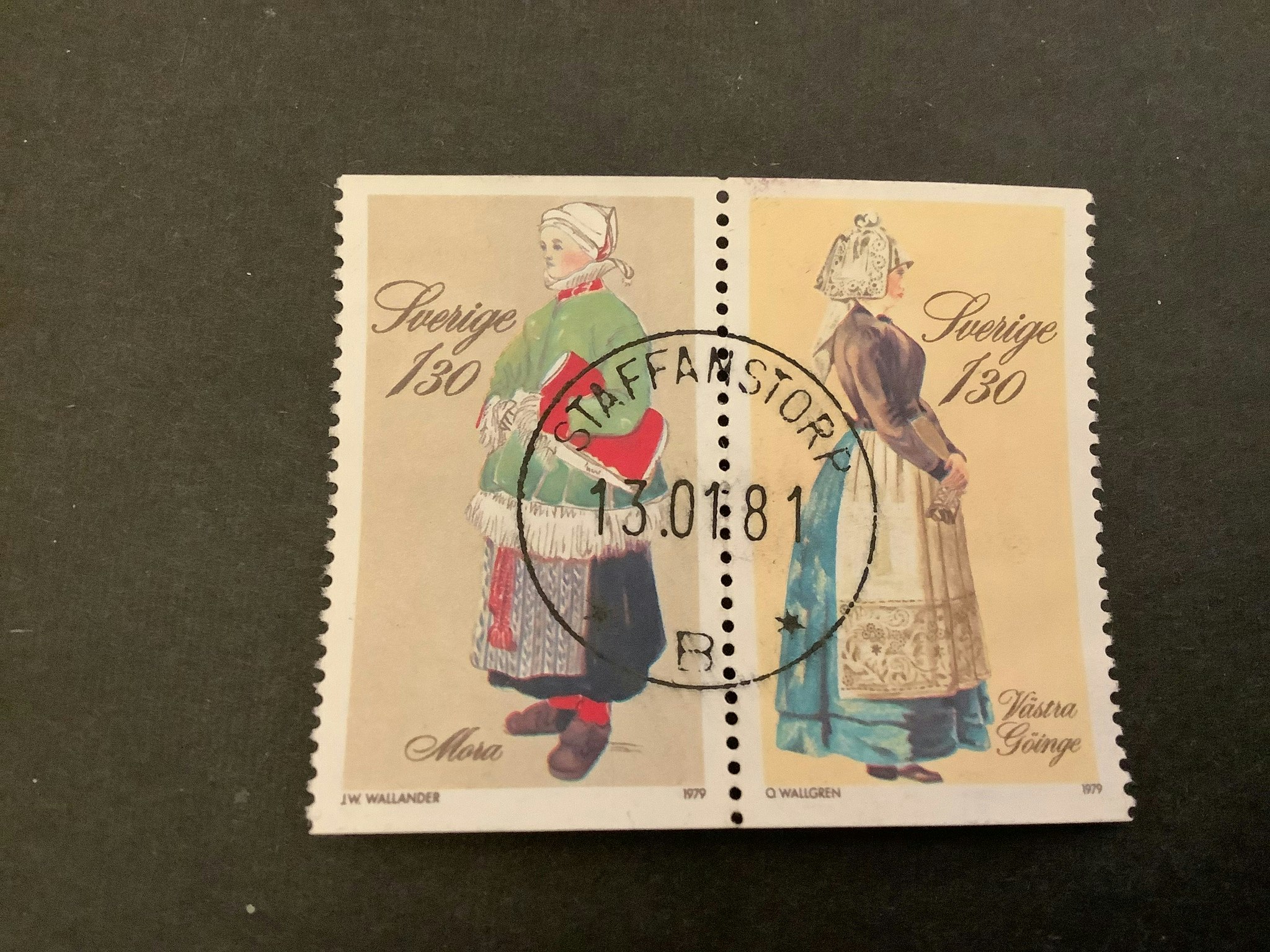 Folkdräkter facit nr 1109 SX2 lyxstämplat par STAFFANSTORP