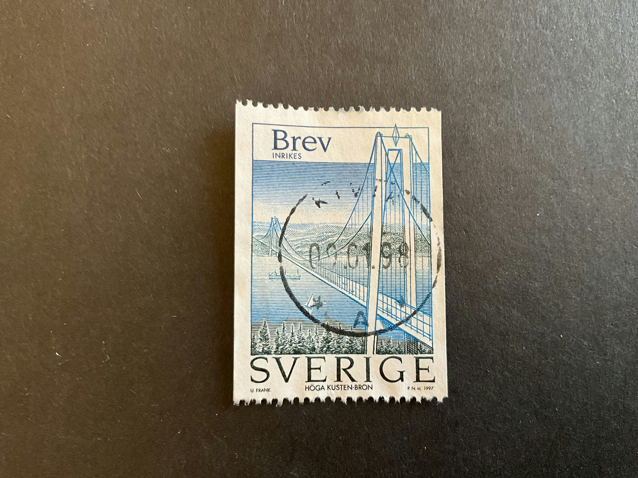 Höga Kustenbron facit nr 2027 praktstämplat KIVIK