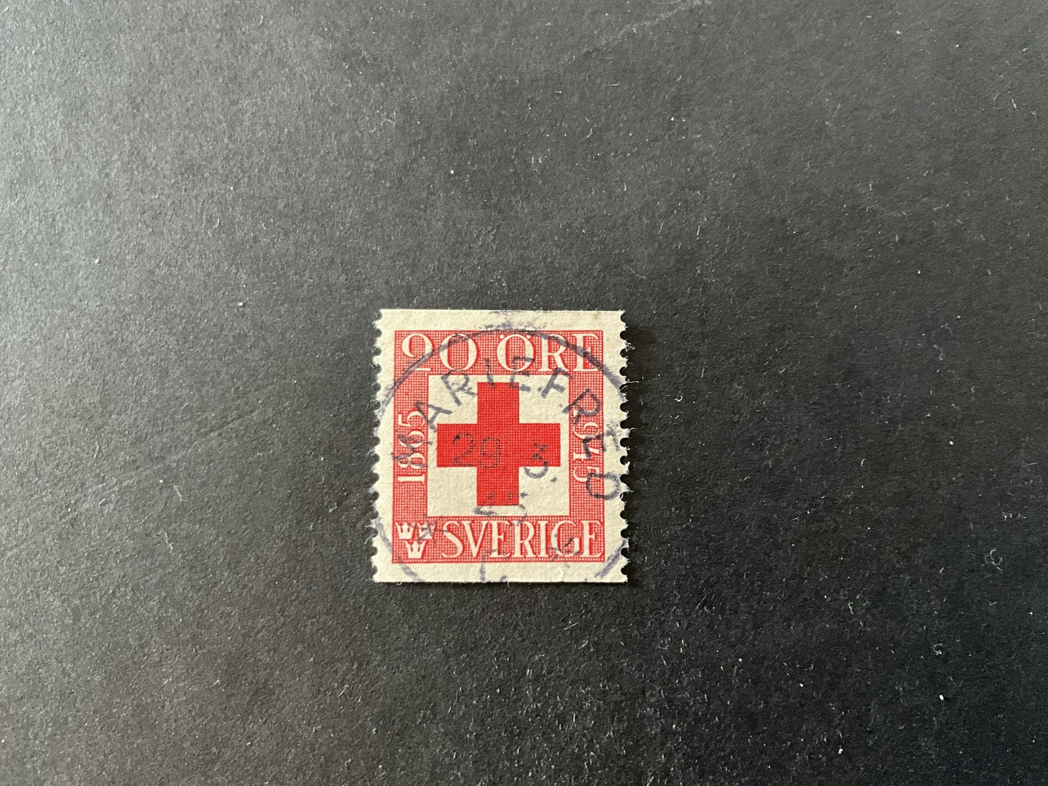 Röda korset facit nr 358 A lyxstämplat MARIEFRED