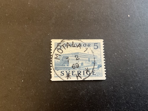 Stockholms slott facit nr 332 A praktstämplat MOTALA 1