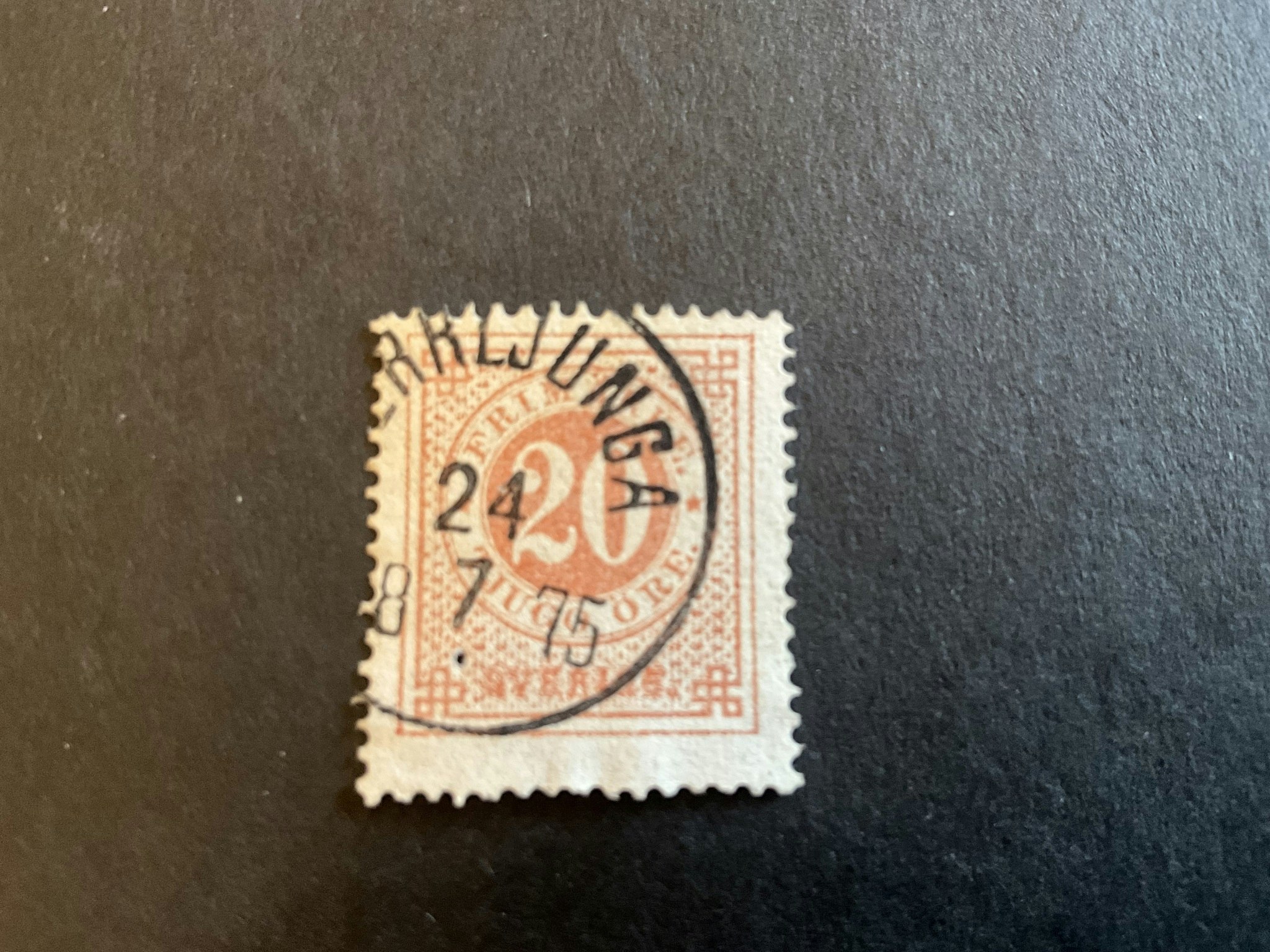 Ringtyp T 14 facit nr 22 stämplat märke