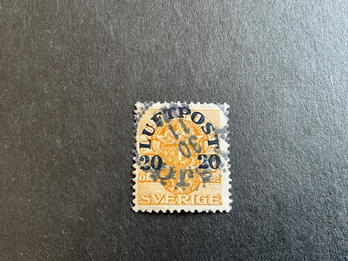 Flygpostfrimärken facit nr 137 cc stämplat märke