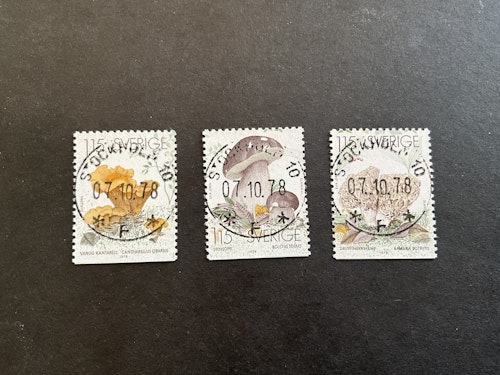 Svampar facit nr 1059-1061 lyxstämplade märken STOCKHOLM 10