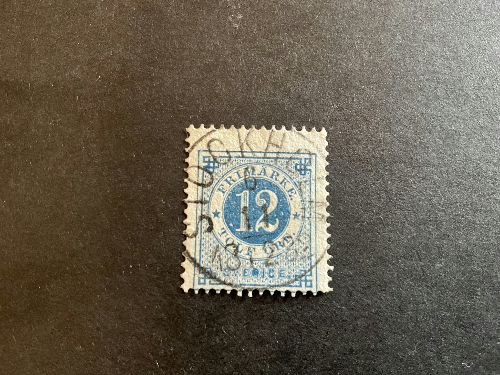 Ringtyp T 13 facit 32 praktstämplat STOCKHOLM med skuggade siffror
