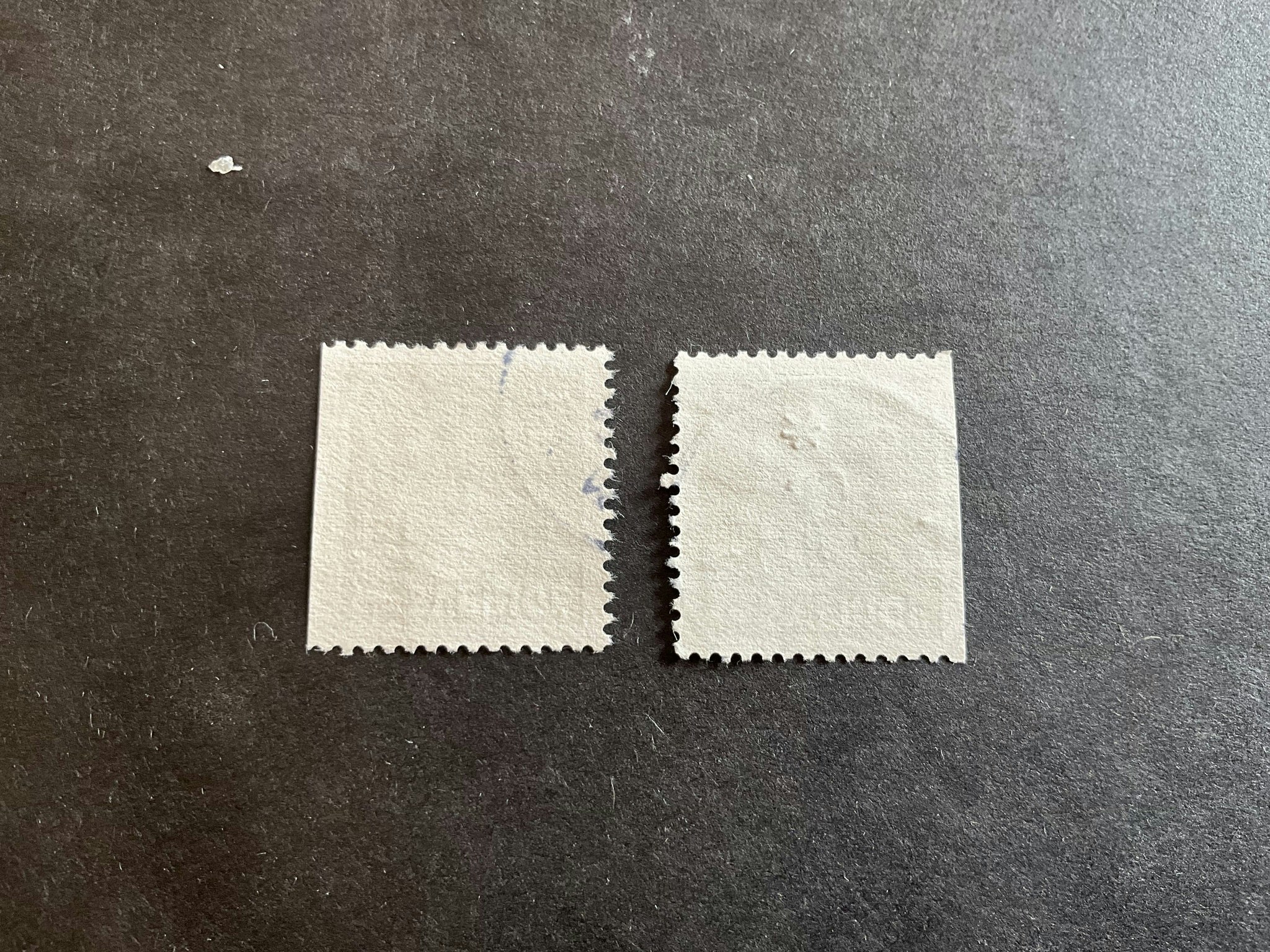 Gustaf V 80 år facit nr 266 B1 och B2 stämplade märken