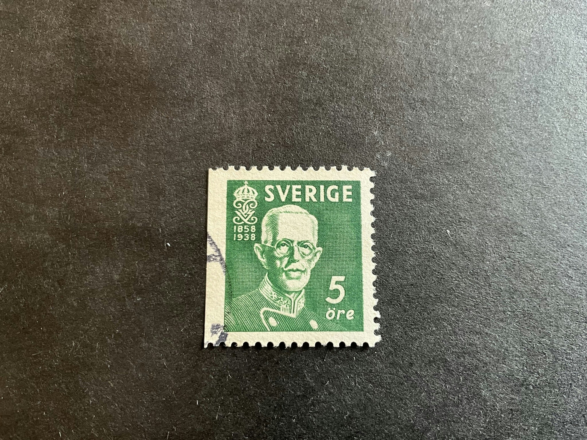 Gustaf V 80 år facit nr 266 B1 stämplat