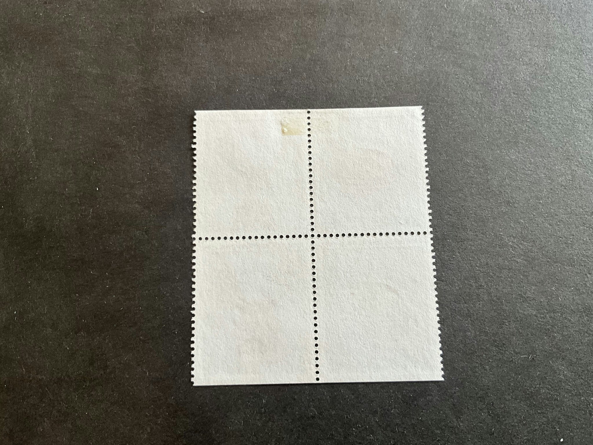 Riksregalierna facit nr 743+744 BB i stämplat 4-block