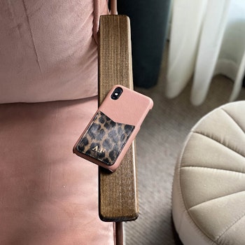 Cloudy Pink deksel med kortholder