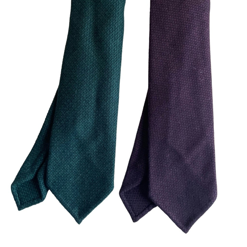 Textured Cashmere Tie - Untipped - Burgundy