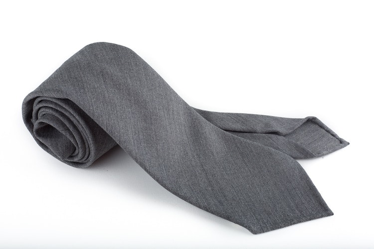 Herringbone Wool Untipped Tie - Dark Grey