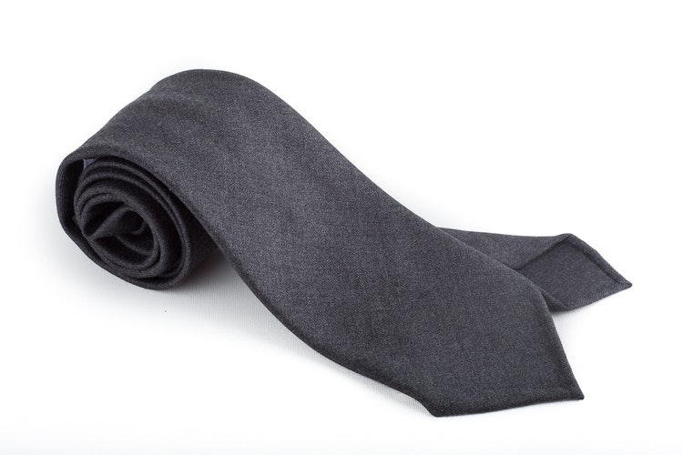 Solid Wool Tie - Untipped - Dark Grey