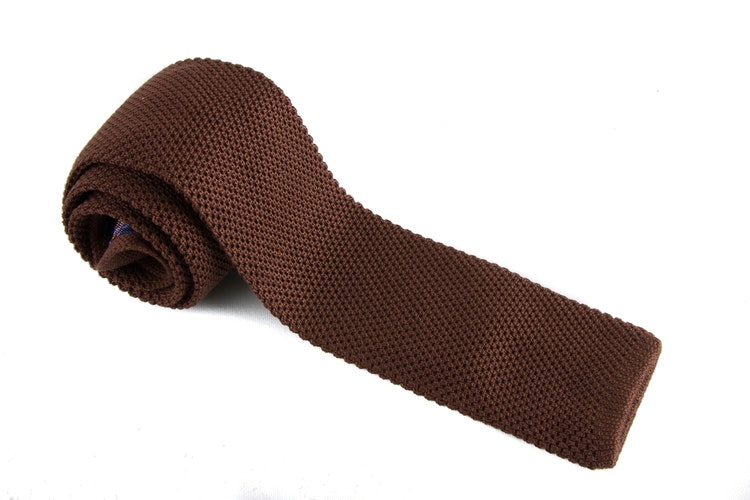Solid Knitted Silk Tie - Brown
