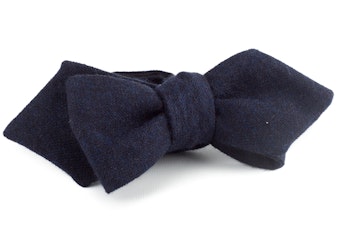 Solid Cashmere Bow Tie - Navy Blue