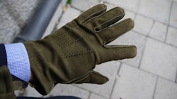 Suede Gloves - Olive Green