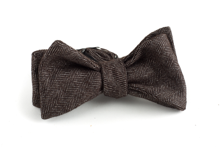 Herringbone Solid Wool Bow Tie - Brown