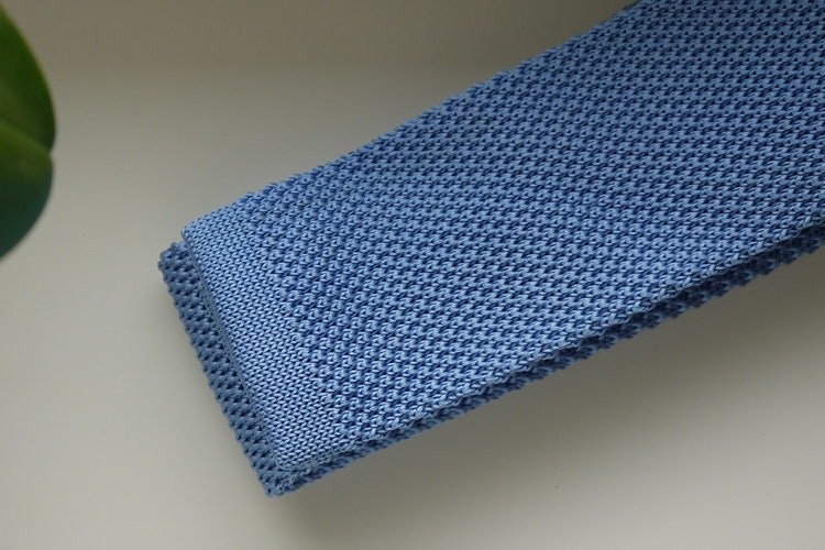 Solid Knitted Silk Tie - Light Blue