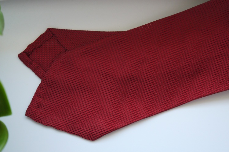 Solid Garza Silk Tie - Red