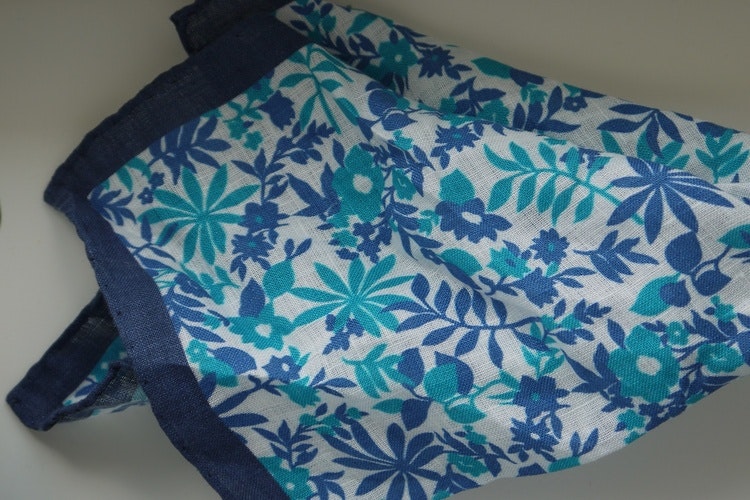 Jungle Linen Pocket Square - Navy Blue/Turquoise/White