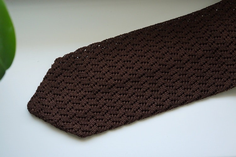 Zigzag Solid Knitted Silk Tie - Dark Brown