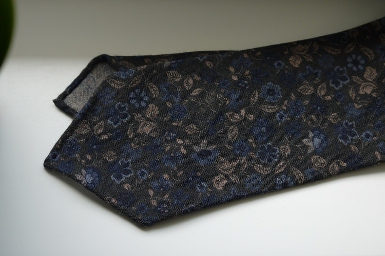 Floral Printed Wool Tie - Untipped - Navy Blue/Brown/Beige