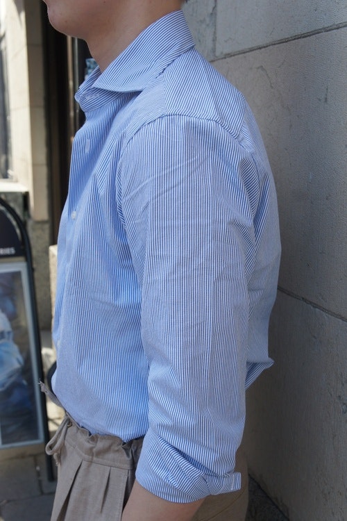 Thin Stripe Seersucker Cotton Shirt - Cutaway - Light Navy Blue/White