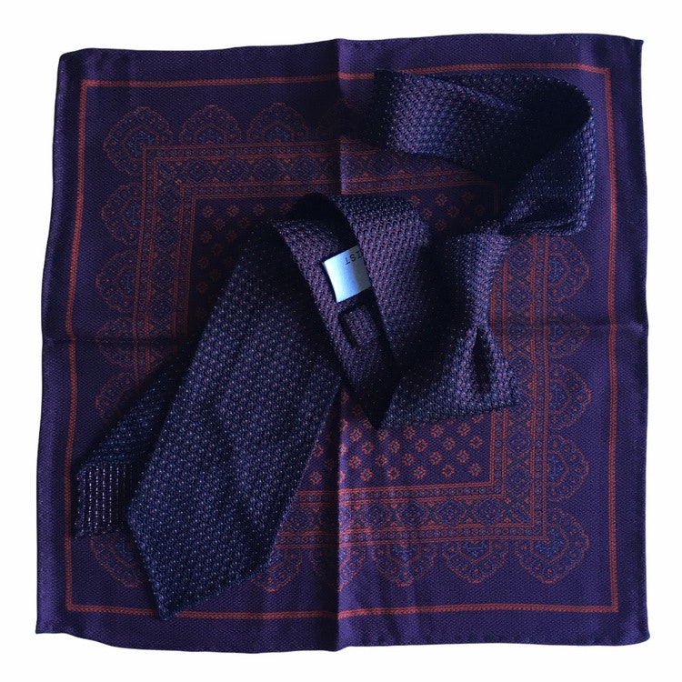 Kit - Micro dot Grenadine tie and oriental silk pocket square - Maroon/Lilac