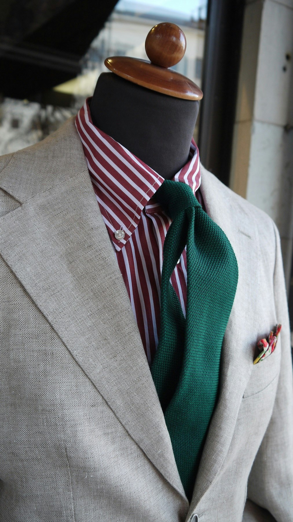Pinstripe poplin shirt with button down collar and linen jacket