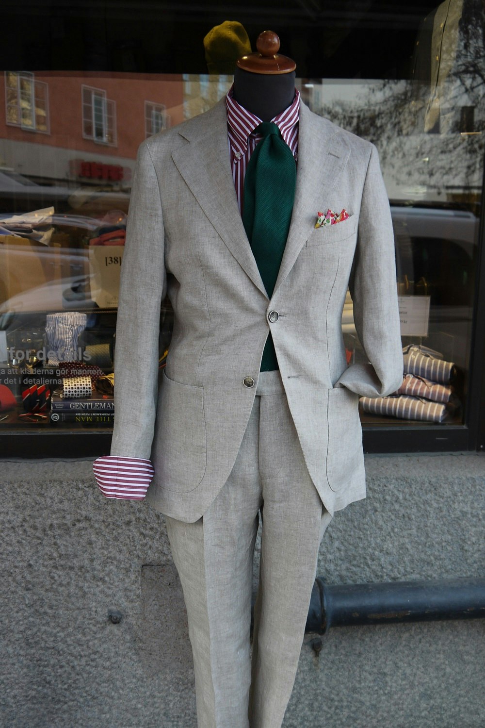 linen suit - beige