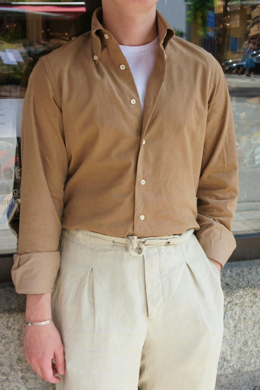 Enfärgad Babycord Skjorta - Button Down - Camel/Beige