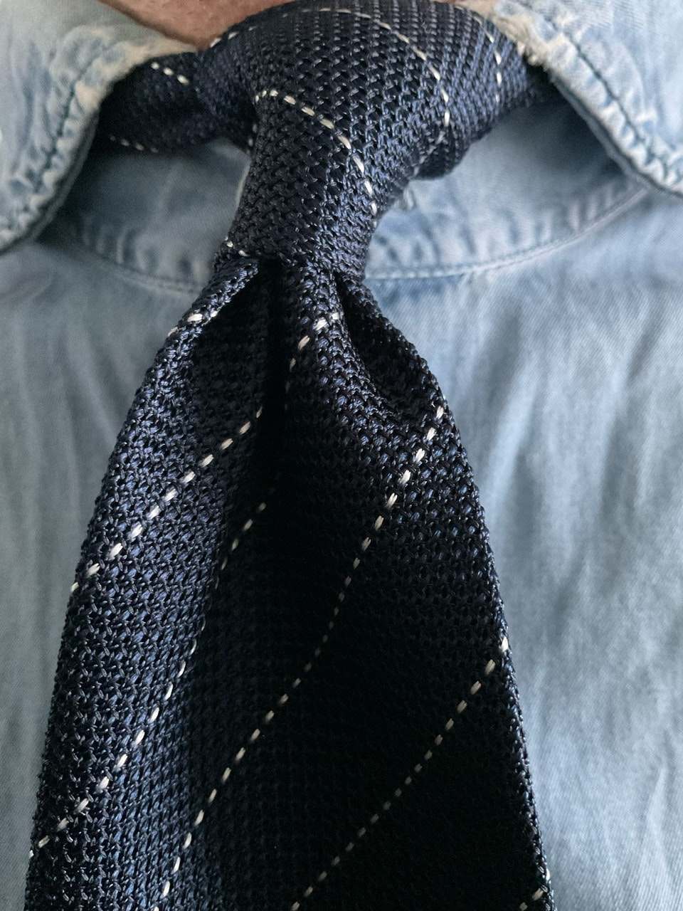 Regimental Silk Grenadine Tie - Untipped - Navy Blue/White