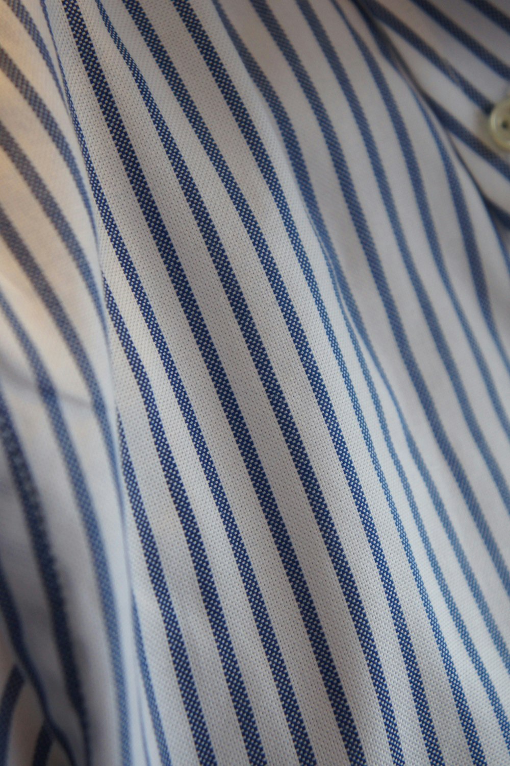 Pinstripe Oxford Shirt - Button Down - White/Navy Blue