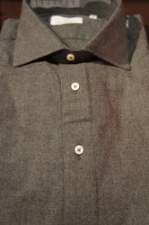 Solid Flannel Shirt - Dark Grey