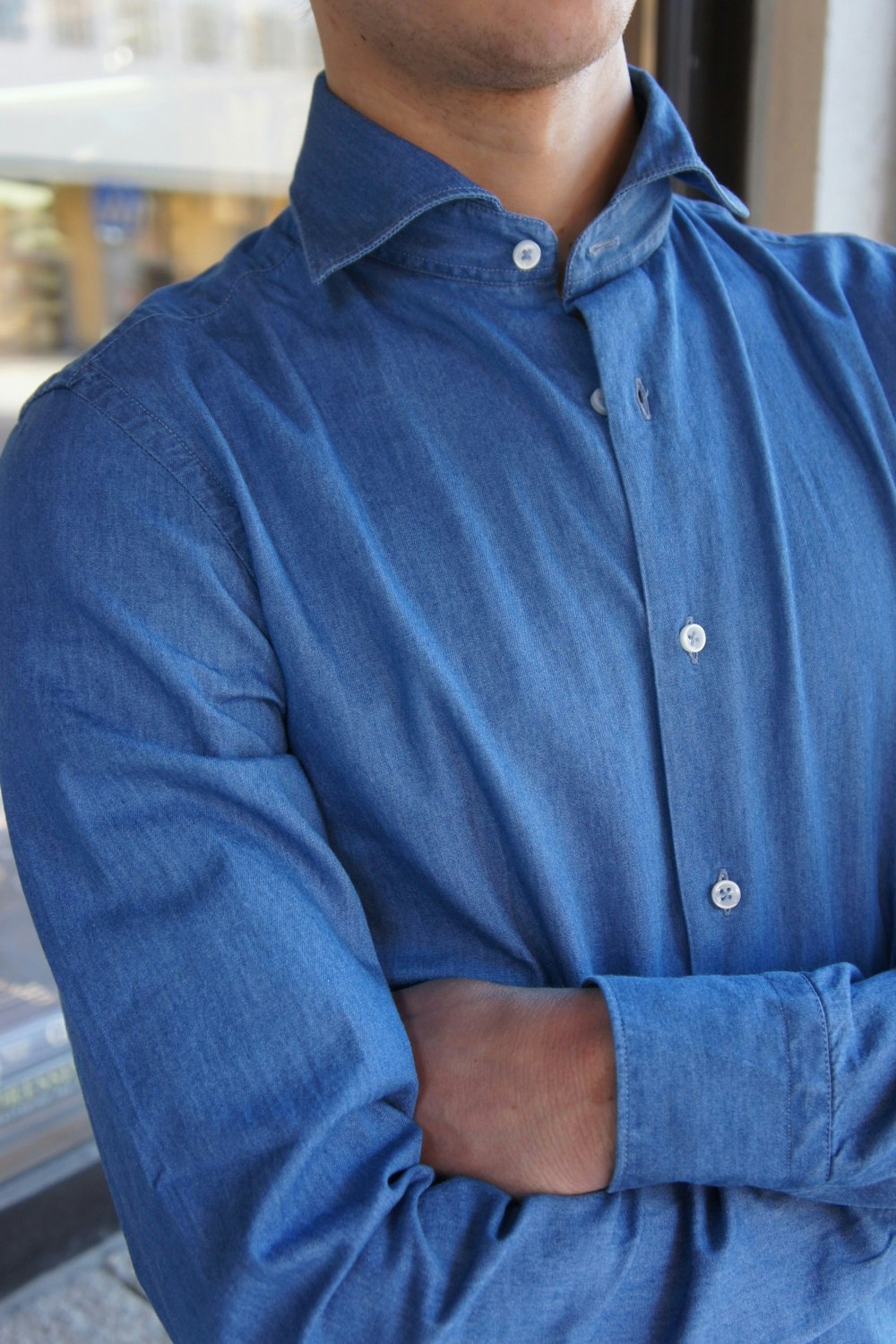 Enfärgad Denimskjorta - Cutaway - Mellanblå