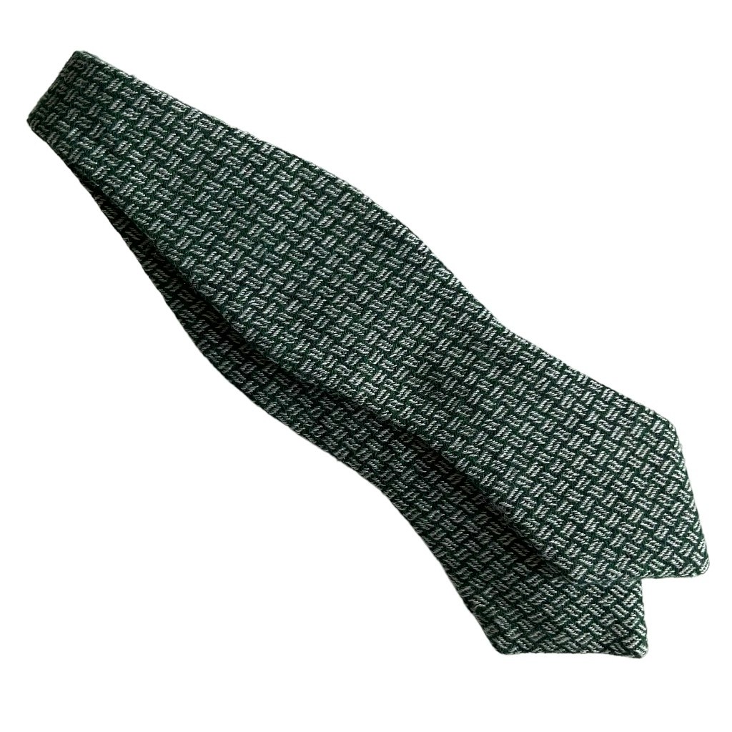 Micro Cashmere Diamond Bow Tie - Dark Green/White