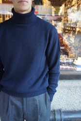 Chunky 7gg Cashmere/Wool Rollneck Pullover - Navy Blue