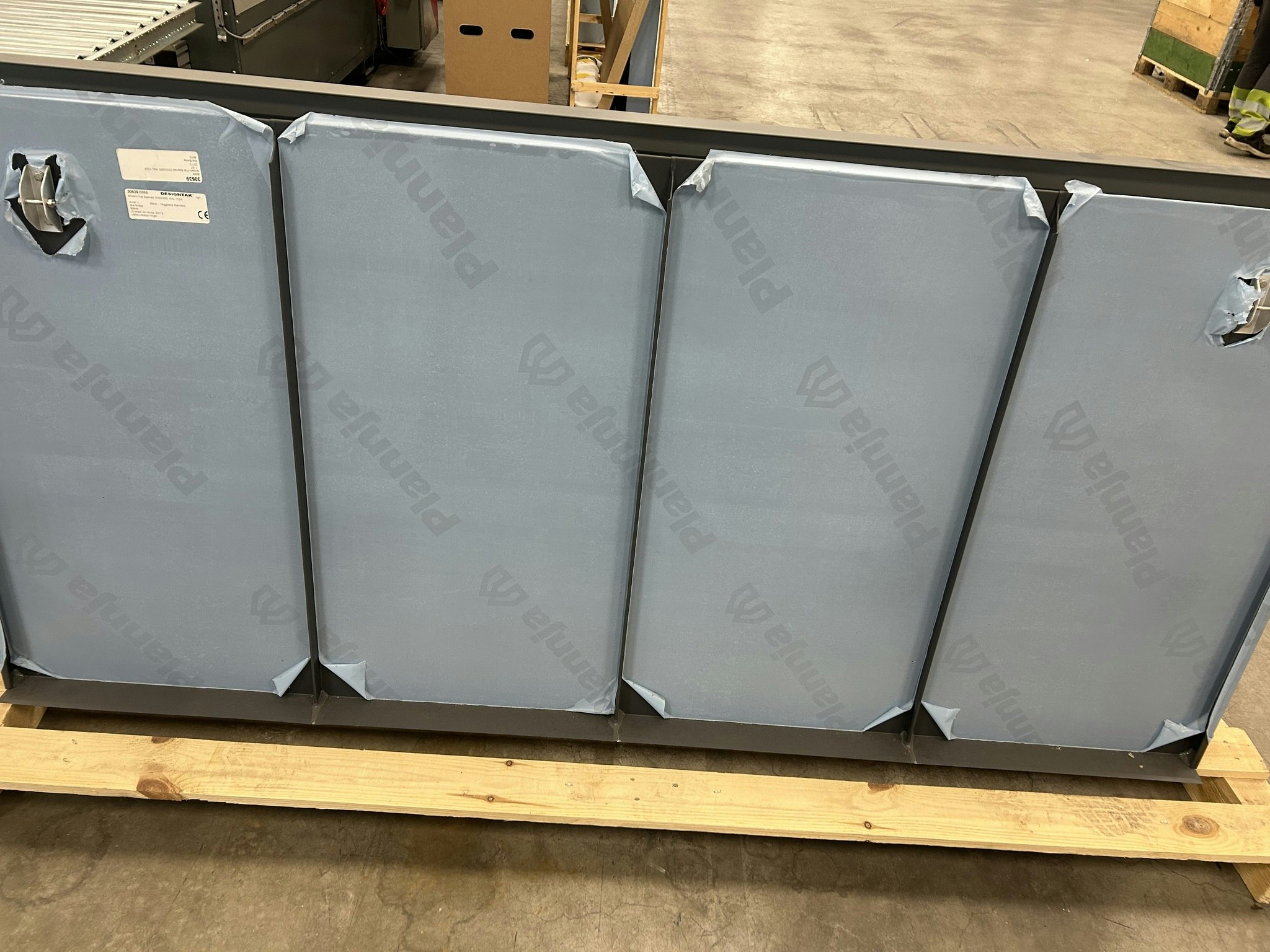 Modern Flat Seamed 2000X955 Blyertsgrå RAL 7024