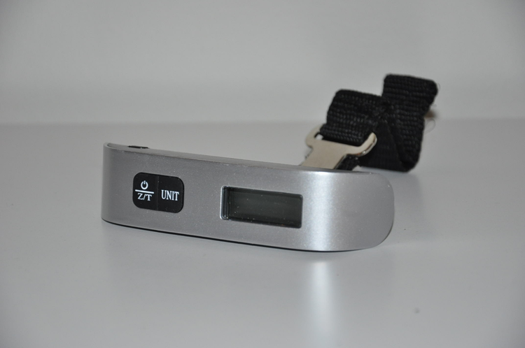 Digital bagagevåg & termometer - Max 50 kg - Batteri ingår