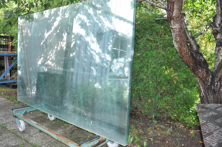 Stora glasskivor - 250 x 150 cm