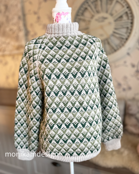 Diamond Drop Sweater sizes: XS (S) M (L) XL (XXL)