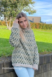 Diamond Drop Sweater sizes: XS (S) M (L) XL (XXL)