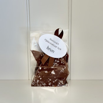 Vår egen: Chokladbräck Havssalt 36% i mjölkchoklad.