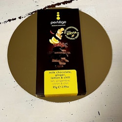 Perlege Sockerfria (utan tillsatt socker) Mjölkchoklad med ingefära, citron & chili 85g