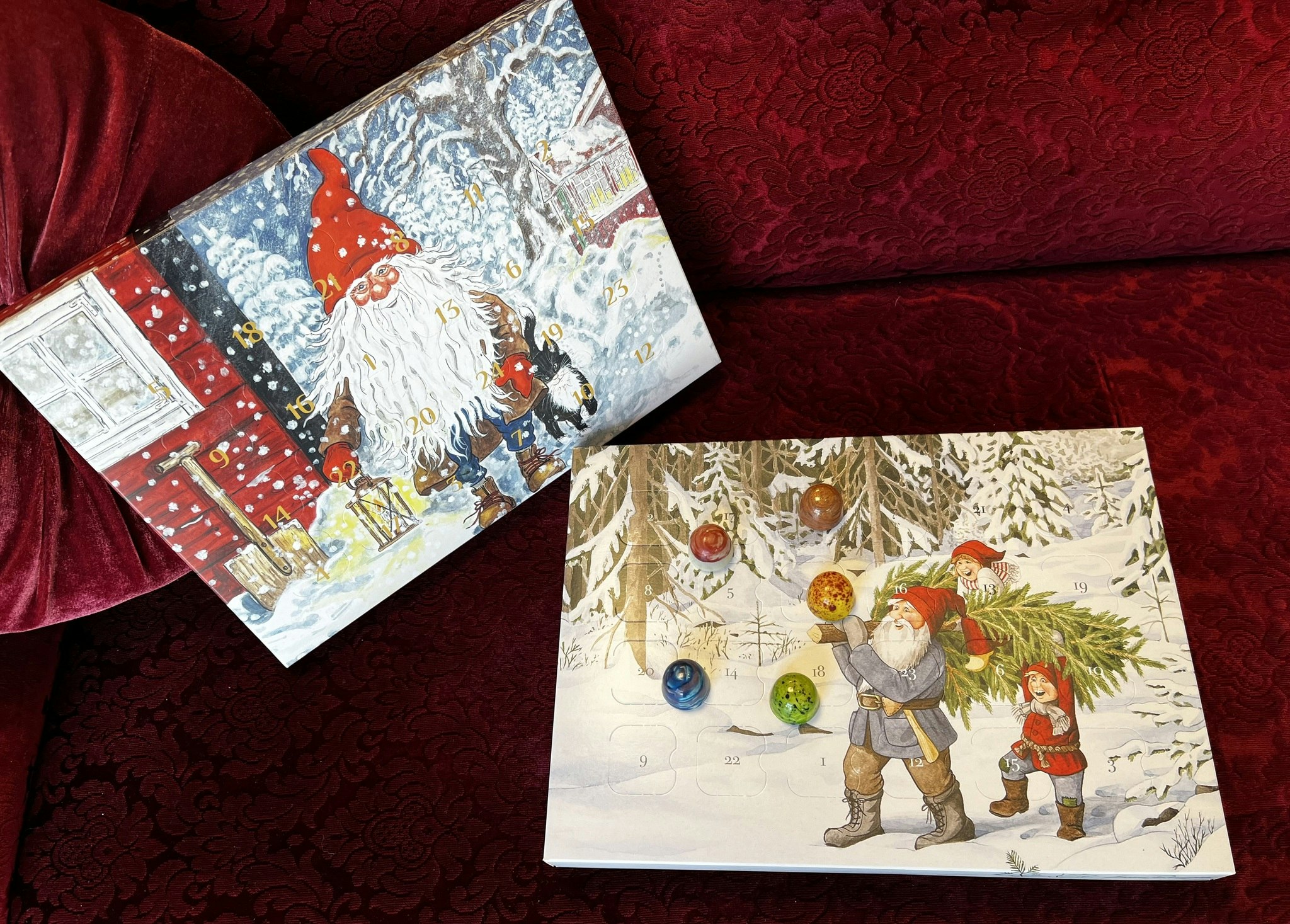 Vår egen Julkalender med chokladpraliner (INNEHÅLLER NÖTTER & GLUTEN))