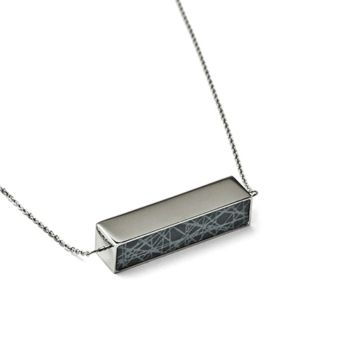 Virrvarr Spinning Cuboid Necklace