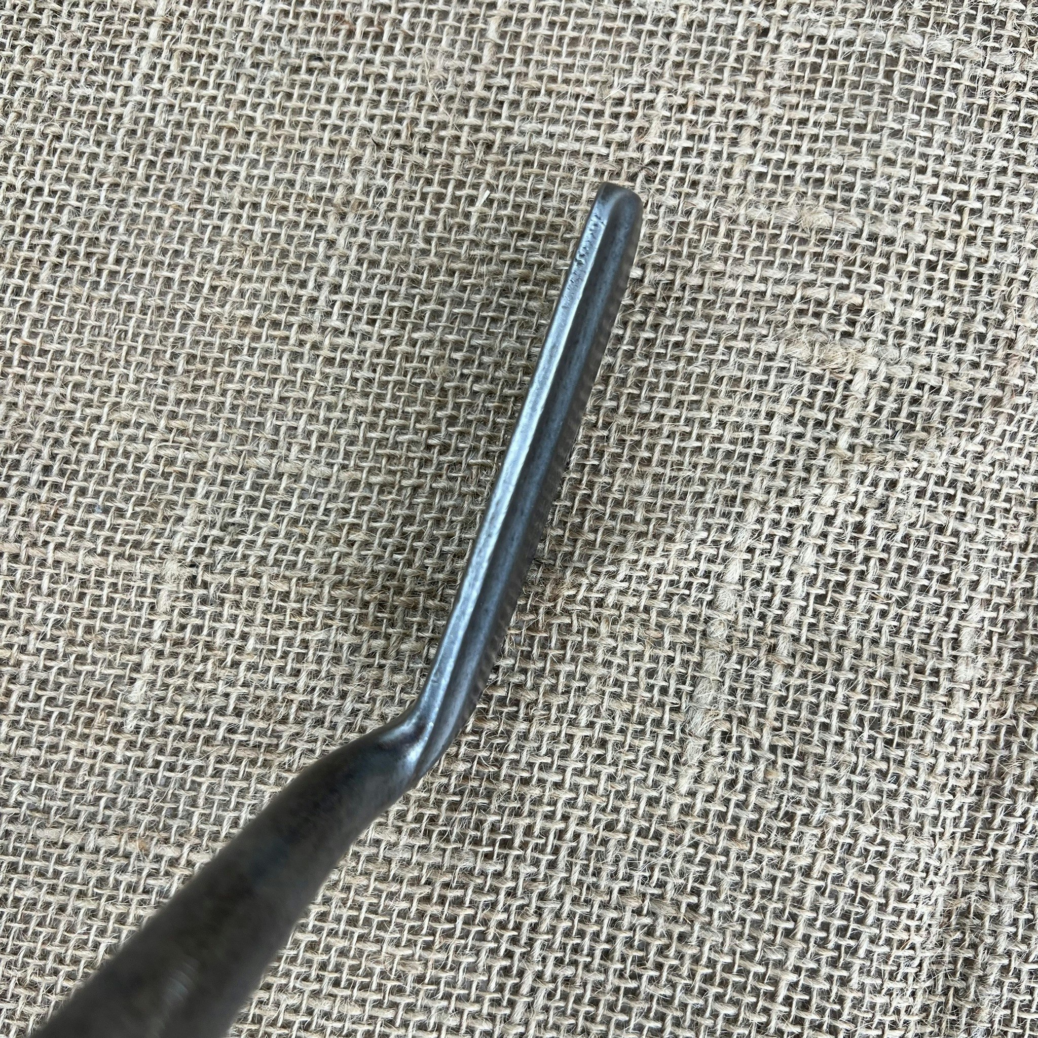 AH. Scott - Putter