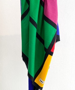 Yves Saint Laurent sjal