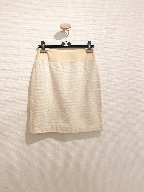 CHANEL Boutique Skirt (Small)