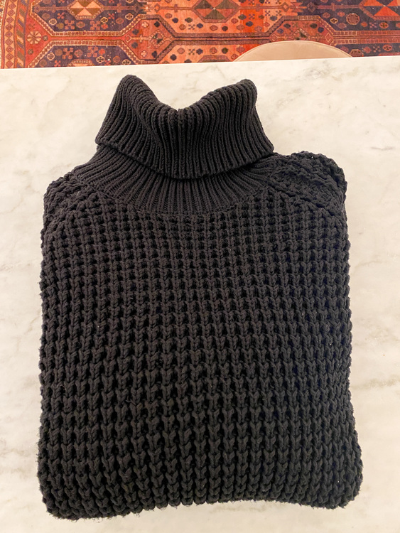 HOPE Grand Sweater Black (36)