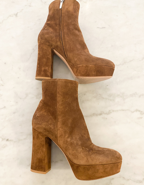 GIANVITO ROSSI Suede Boots (38)