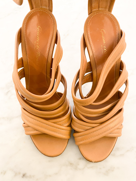 GIANVITO ROSSI Tan Leather Heels (37)